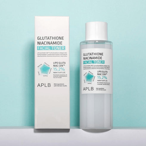 Toner facial APLB 160ml luminează, hidratează și îmbunătățește textura pielii. Perfect pentru ten sensibil sau cu semne de hiperpigmentare.